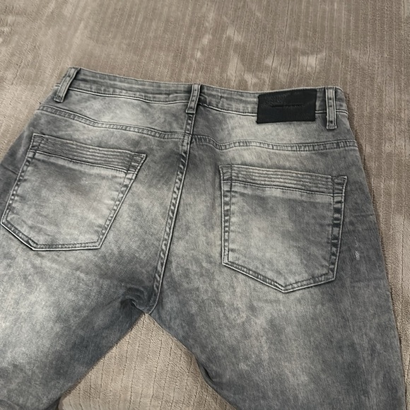 Men's Grey Jeans - Picture 3 of 5